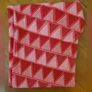 Lularoe leggings, Valentines themed, Xs & Os, One Size